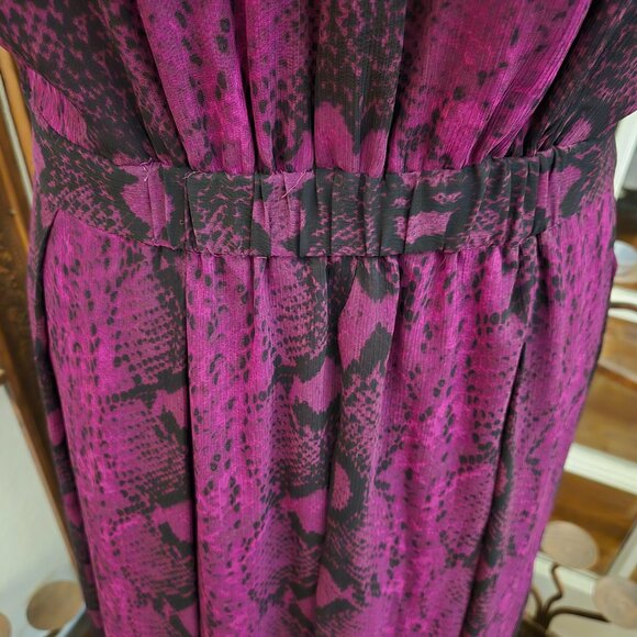 WHBM Sleeveless Pleated Halter Midi Dress, Sz 10 - Picture 10 of 15